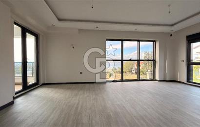 Boğaz Manzaralı 4+1 Lüks Dubleks Villa