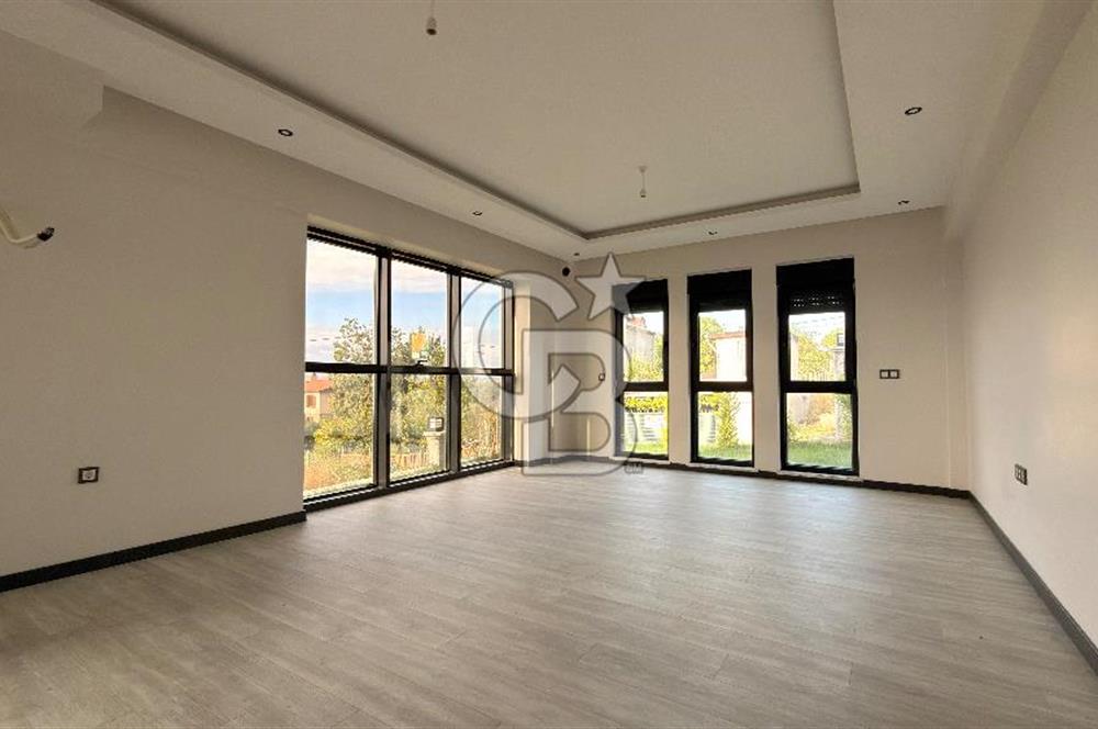 Boğaz Manzaralı 4+1 Lüks Dubleks Villa