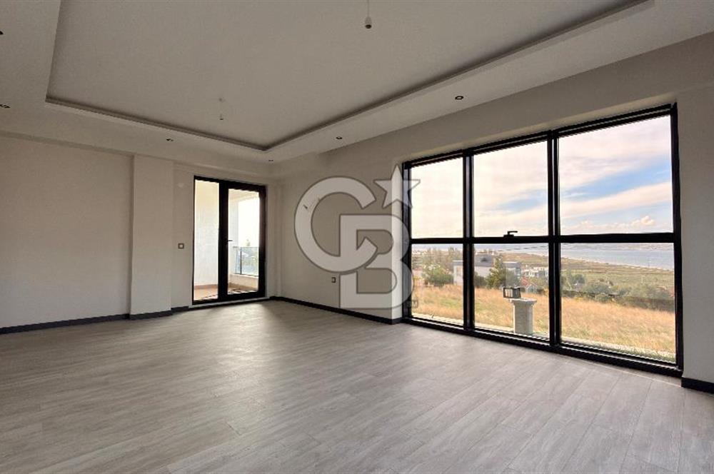 Boğaz Manzaralı 4+1 Lüks Dubleks Villa
