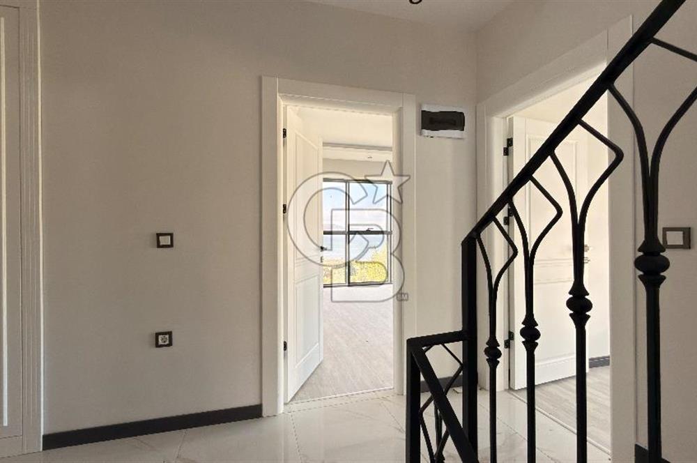 Boğaz Manzaralı 4+1 Lüks Dubleks Villa
