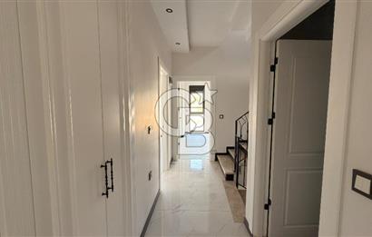 Boğaz Manzaralı 4+1 Lüks Dubleks Villa