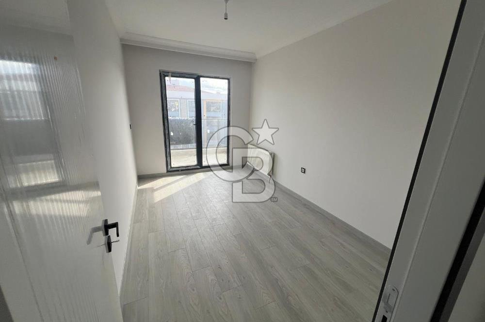 ÇANAKKALE ESENLER SİTE İÇERİSİNDE MODERN GENİŞ FERAH DAİRE
