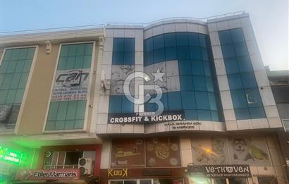 Çekmeköy Mimar Sinan Caddesi Cepheli Satılık Ofis İşyeri