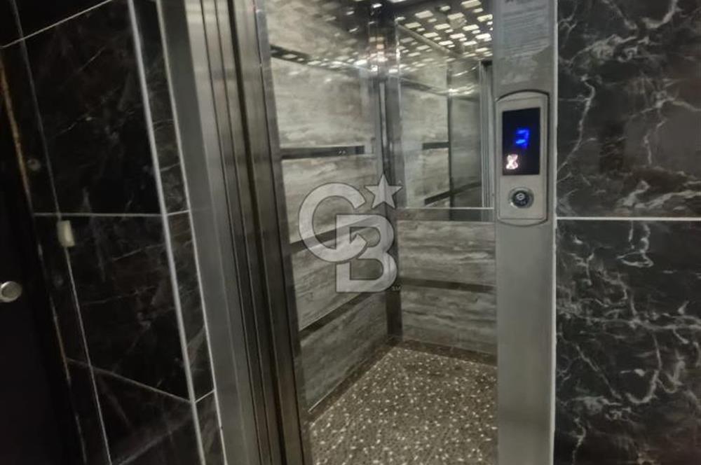 BİGA MERKEZDE 2+1 EŞYALI ARA KAT CADDE ÜZERİ KİRALIK DAİRE