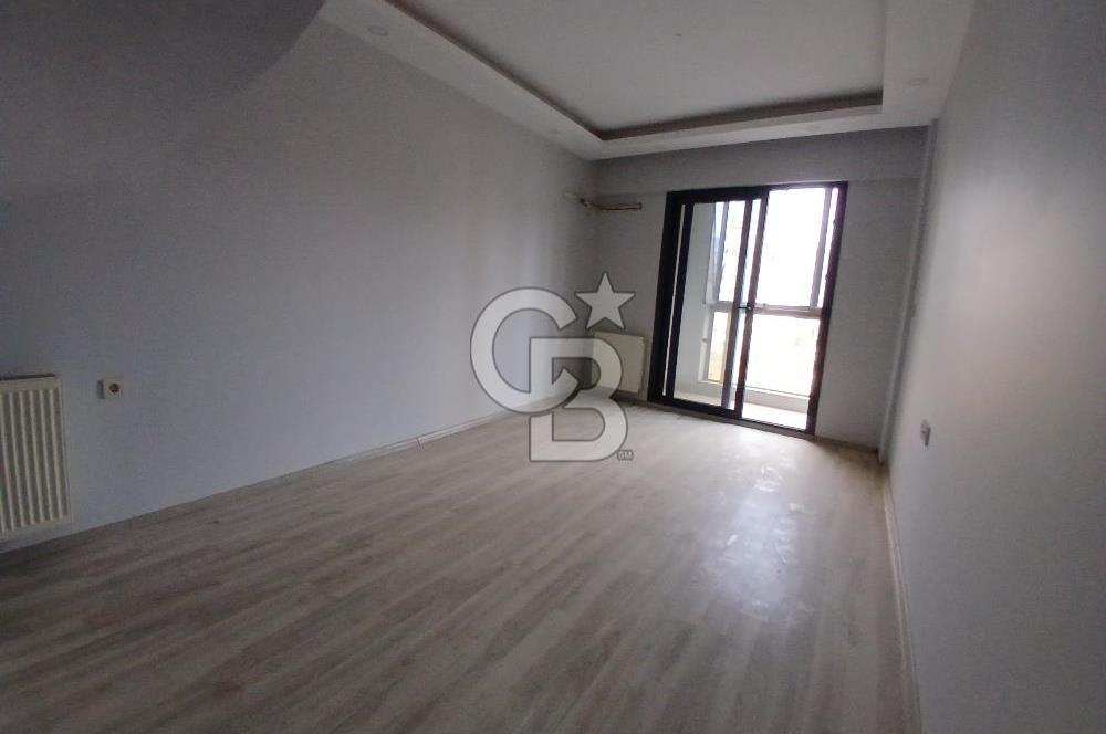 İzmir Ulukent’te Satılık 4+1 Dubleks Daire