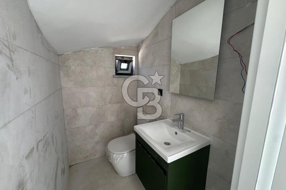 ÇANAKKALE GÜZELYALIDA MÜSTAKİL HAVUZLU SATILIK 3+1 VİLLA