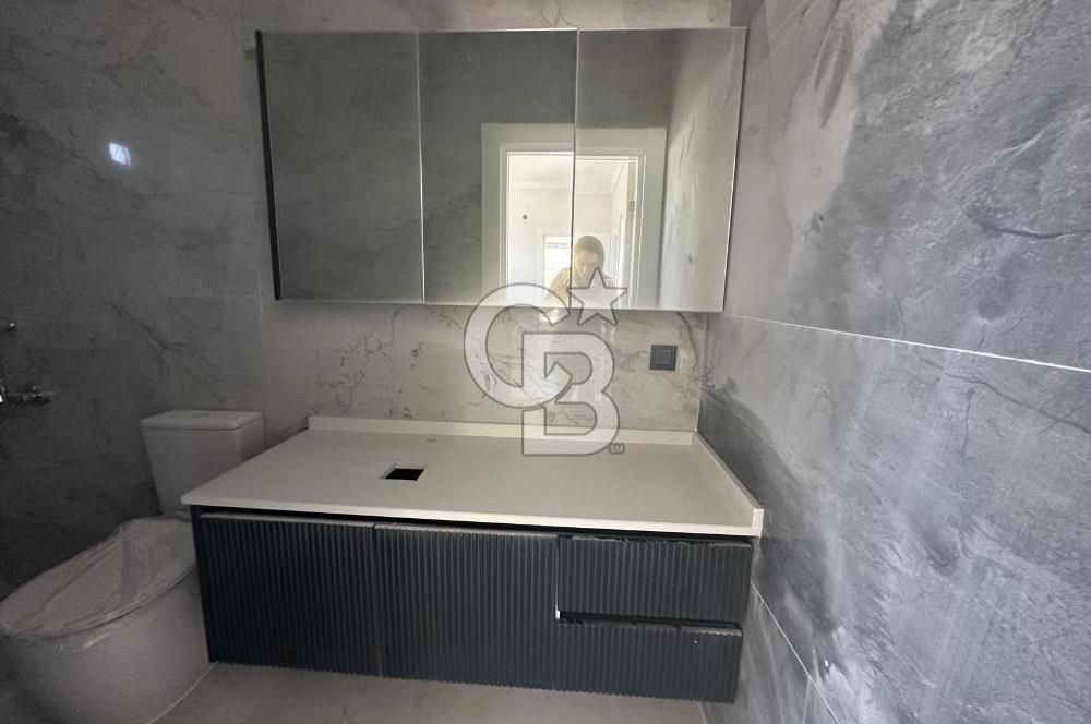 ÇANAKKALE GÜZELYALIDA MÜSTAKİL HAVUZLU SATILIK 3+1 VİLLA