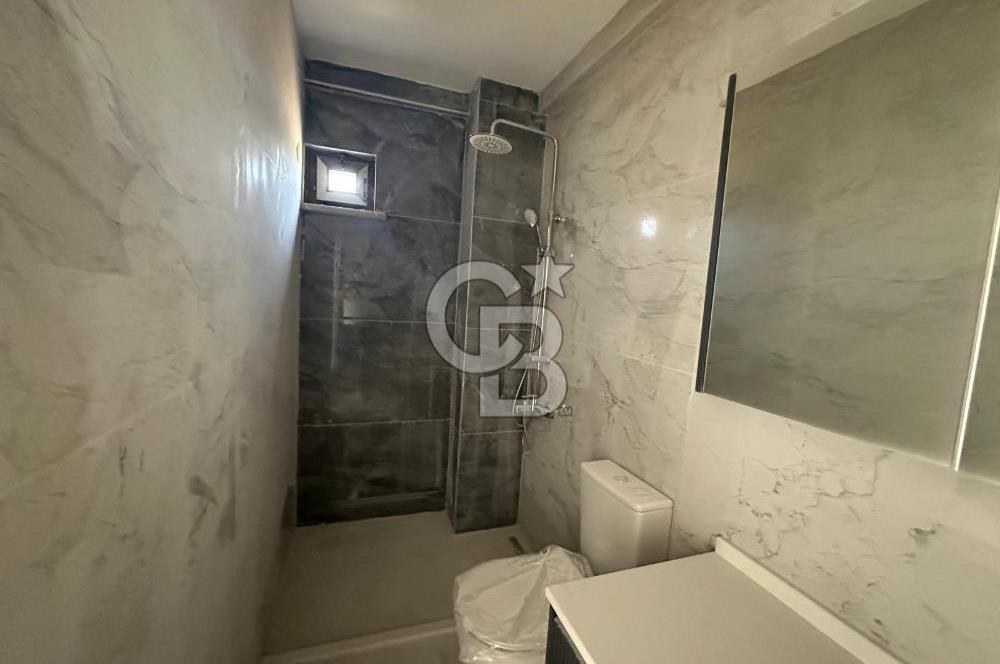 ÇANAKKALE GÜZELYALIDA MÜSTAKİL HAVUZLU SATILIK 3+1 VİLLA