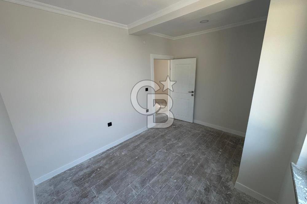 ÇANAKKALE GÜZELYALIDA MÜSTAKİL HAVUZLU SATILIK 3+1 VİLLA