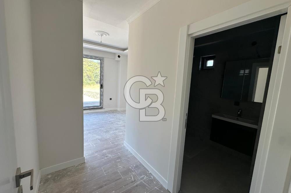 ÇANAKKALE GÜZELYALIDA MÜSTAKİL HAVUZLU SATILIK 3+1 VİLLA