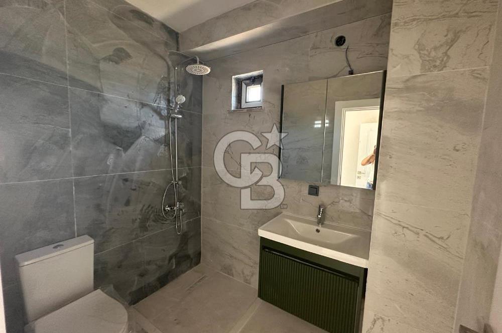 ÇANAKKALE GÜZELYALIDA MÜSTAKİL HAVUZLU SATILIK 3+1 VİLLA