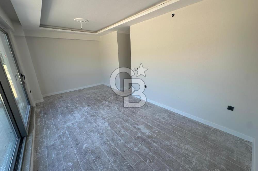 ÇANAKKALE GÜZELYALIDA MÜSTAKİL HAVUZLU SATILIK 3+1 VİLLA