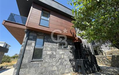 ÇANAKKALE MERKEZ İNTEPE'DE SATILIK 3+1 LÜKS VİLLA