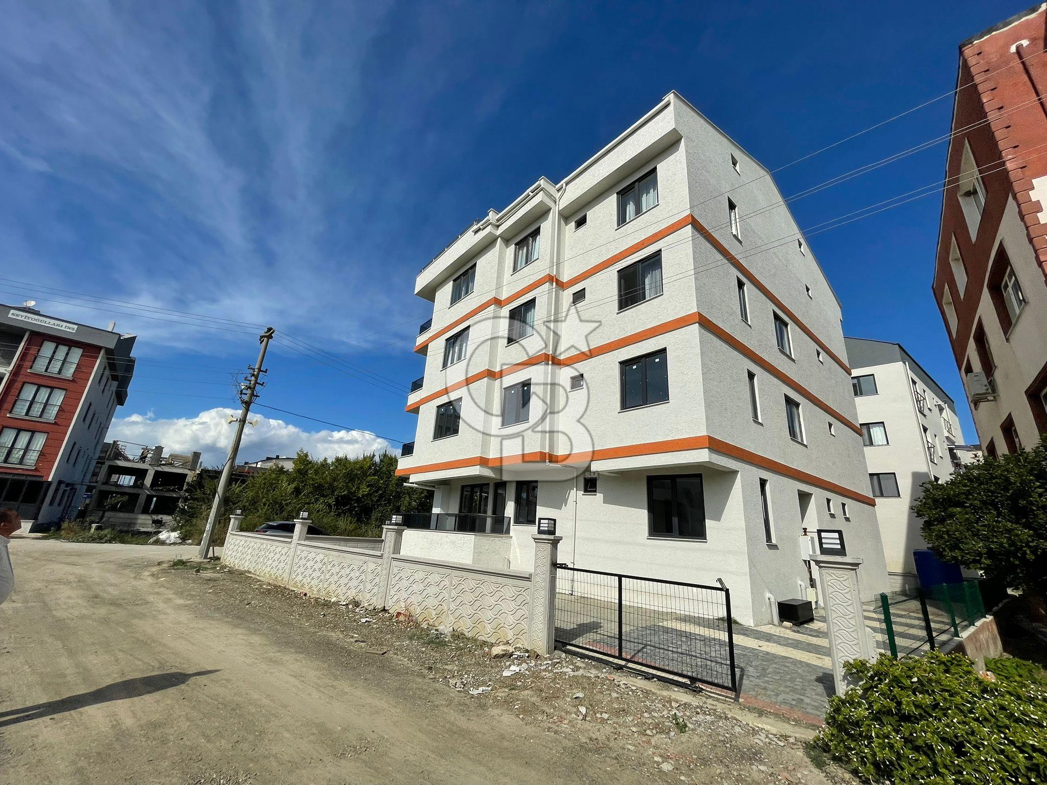 ÇANAKKALE LAPSEKİ MERKEZDE SATILIK 3+1 DAİRE