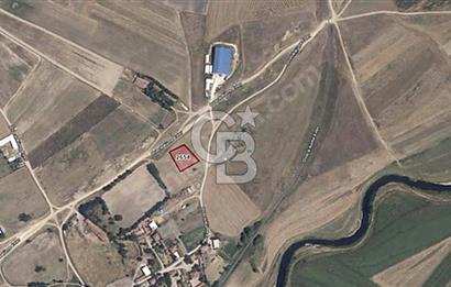 KIRKLARELİ LÜLEBURGAZ OVACIKTA 0.30 İMARLI 1839m² KÖY İÇİ ARSA
