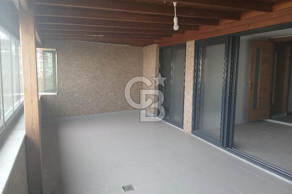 İzmir Ulukent’te Satılık 4+1 Dubleks Daire