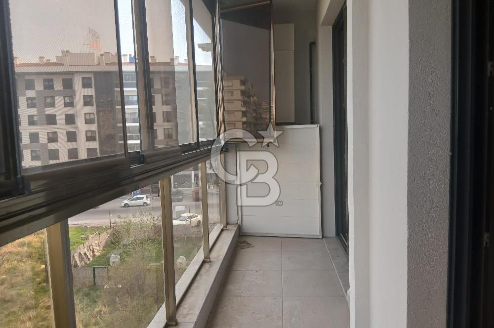 İzmir Ulukent’te Satılık 4+1 Dubleks Daire
