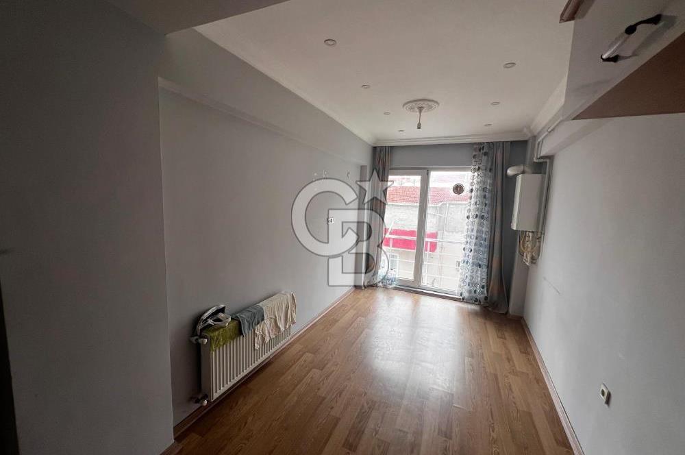 MÜKEMMEL LOKASYONDA SATILIK 1+1 FIRSAT DAİRE