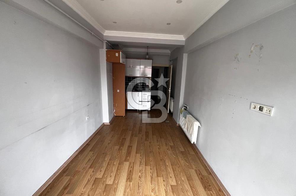 MÜKEMMEL LOKASYONDA SATILIK 1+1 FIRSAT DAİRE