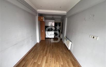 MÜKEMMEL LOKASYONDA SATILIK 1+1 FIRSAT DAİRE