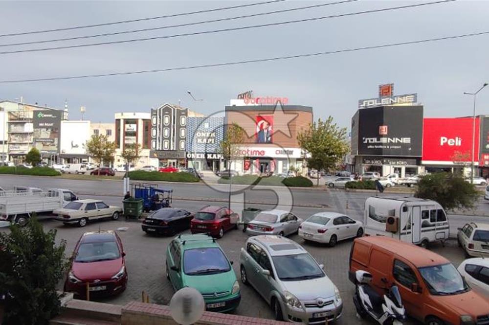 Karabağlar Selgeçen Modeka İş Merkezinde Satılık Dükkan