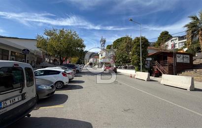 Karaburun Merkez'de Satılık Dükkan