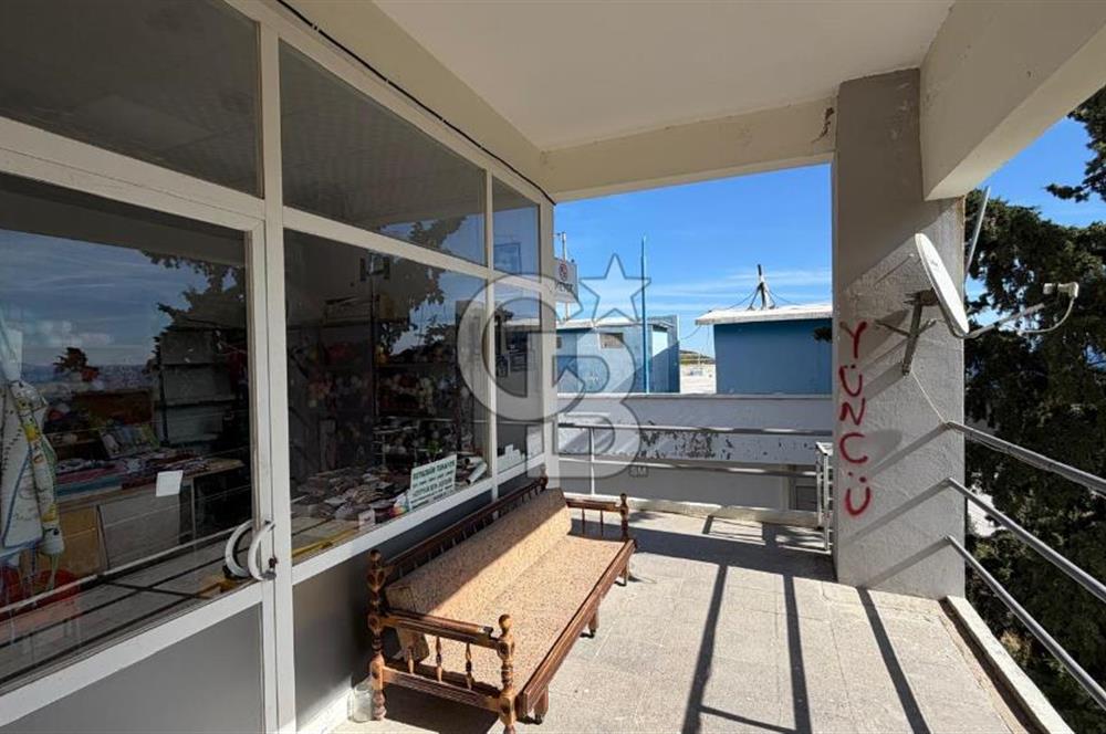 Karaburun Merkez'de Satılık Dükkan