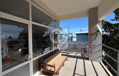 Karaburun Merkez'de Satılık Dükkan