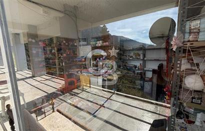 Karaburun Merkez'de Satılık Dükkan