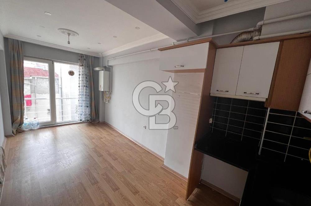 MÜKEMMEL LOKASYONDA SATILIK 1+1 FIRSAT DAİRE