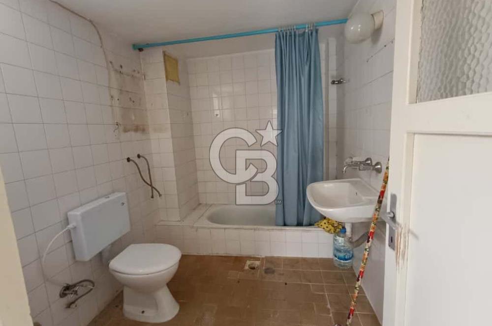 Narlıdere Güzel Sanatlar Karşısında Satılık 2+1 Arakat Daire