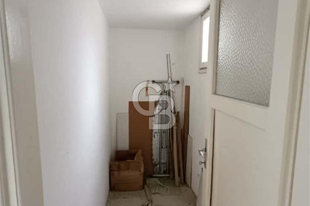 Narlıdere Güzel Sanatlar Karşısında Satılık 2+1 Arakat Daire