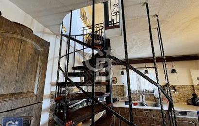 ÇANAKKALE, LAPSEKİ, GÖKKÖY'DE SATILIK ÇİFTLİK EVİ VE ARAZİSİ