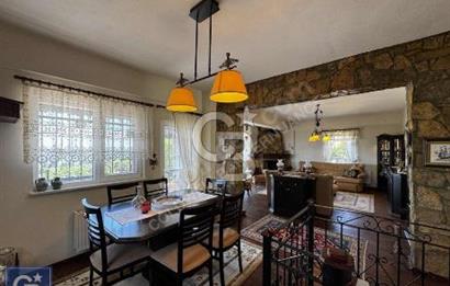 ÇANAKKALE, LAPSEKİ, GÖKKÖY'DE SATILIK ÇİFTLİK EVİ VE ARAZİSİ
