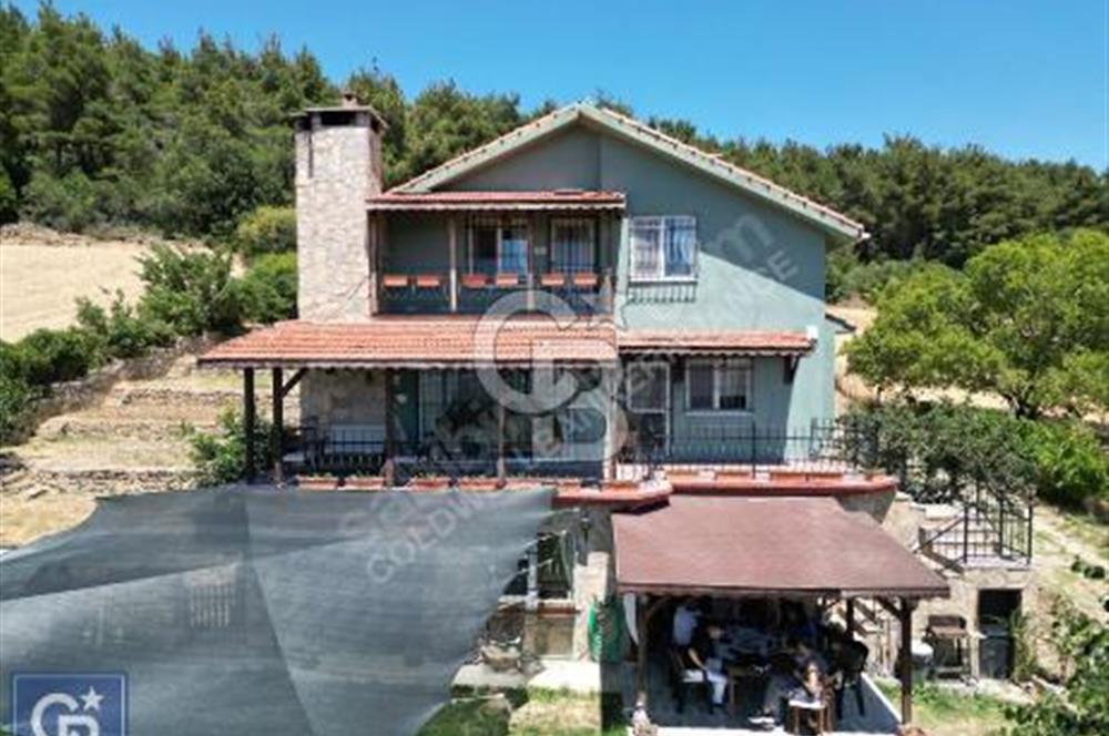 ÇANAKKALE, LAPSEKİ, GÖKKÖY'DE SATILIK ÇİFTLİK EVİ VE ARAZİSİ