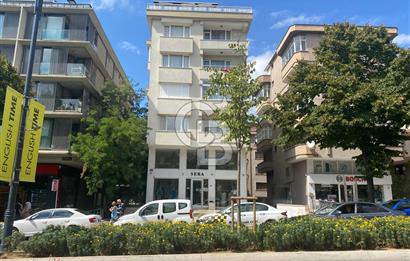 Acıbadem Caddesi Satılık Dükkan