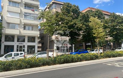 Acıbadem Caddesi Satılık Dükkan