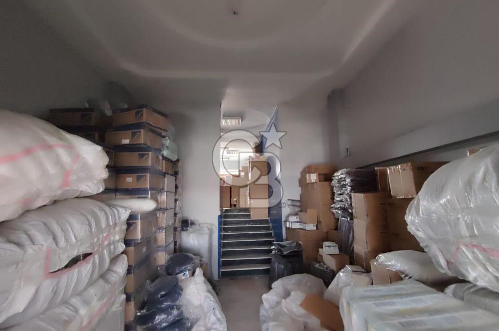 Karabağlar Selgeçen Modeka İş Merkezinde Satılık Dükkan