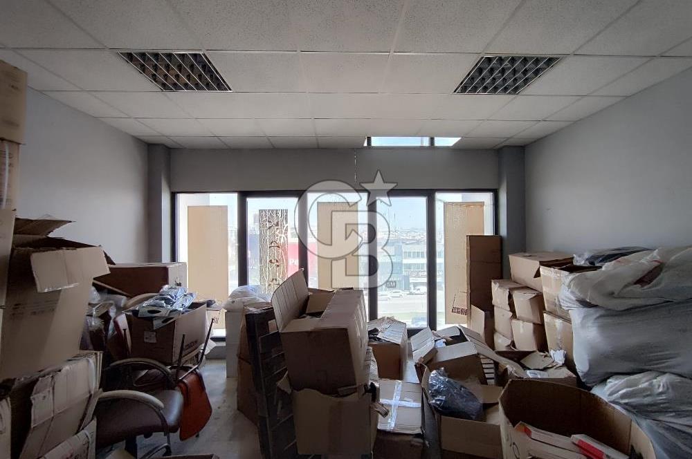 Karabağlar Selgeçen Modeka İş Merkezinde Satılık Dükkan