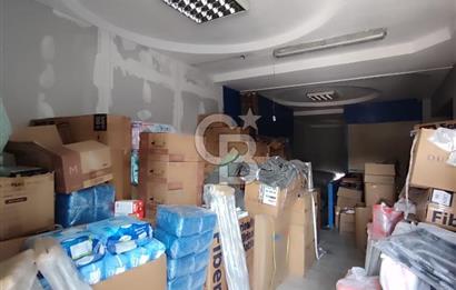 Karabağlar Selgeçen Modeka İş Merkezinde Satılık Dükkan