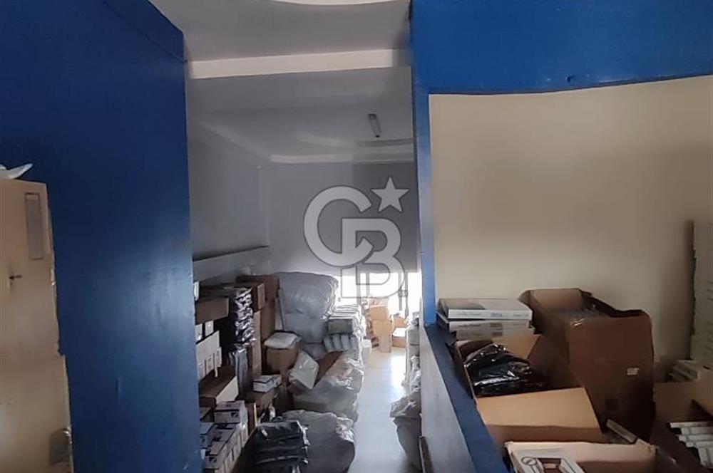 Karabağlar Selgeçen Modeka İş Merkezinde Satılık Dükkan
