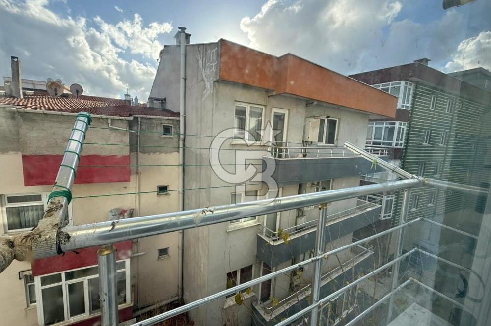 MÜKEMMEL LOKASYONDA SATILIK 1+1 FIRSAT DAİRE