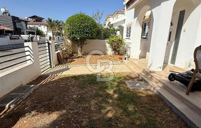 Yenikent Bölgesinde Satılık İkiz Villa !!!