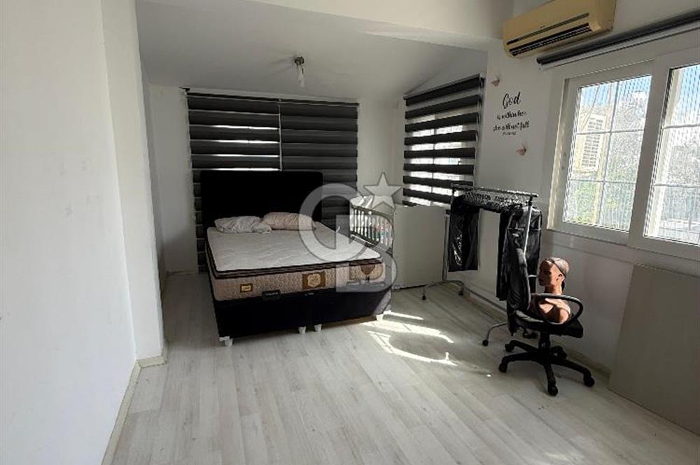 Yenikent Bölgesinde Satılık İkiz Villa !!!