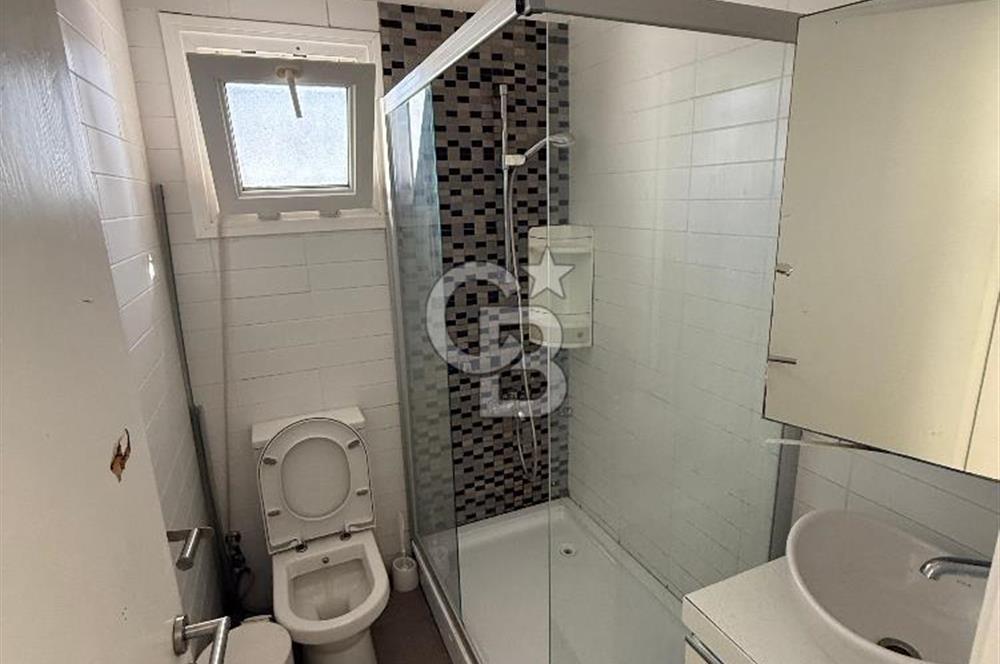 Yenikent Bölgesinde Satılık İkiz Villa !!!