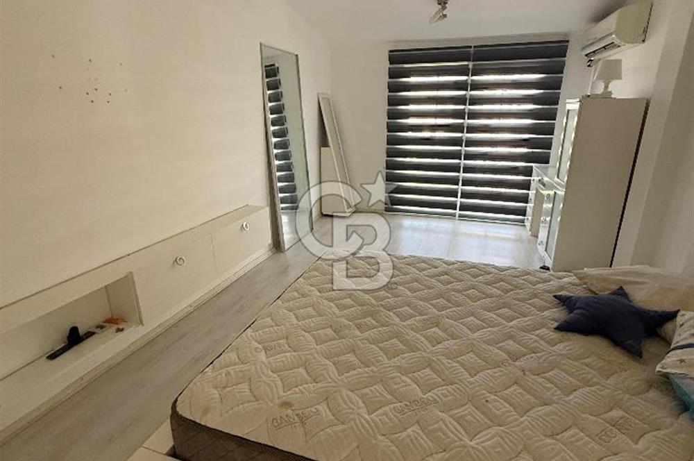 Yenikent Bölgesinde Satılık İkiz Villa !!!