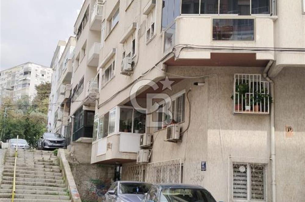 Göztepe Türk Koleji Yakını 3 Cepheli 3+1 Satılık Daire