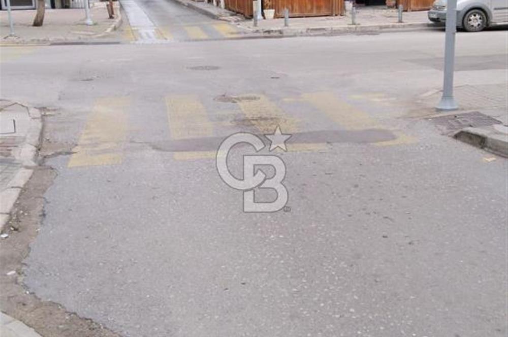 Göztepe Türk Koleji Yakını 3 Cepheli 3+1 Satılık Daire