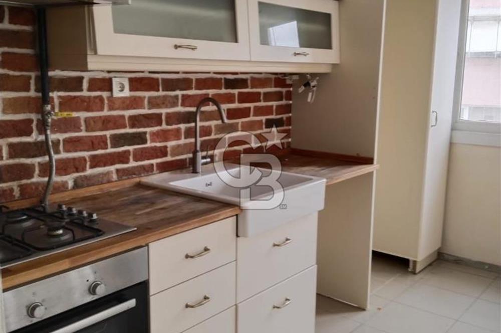 Göztepe Türk Koleji Yakını 3 Cepheli 3+1 Satılık Daire