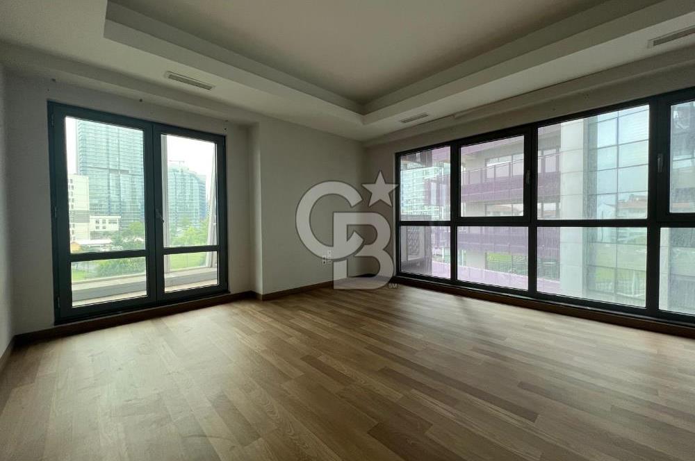 AĞAOĞLU MASLAK 1453 PROJESİNDE 140 M2 SATILIK 2+1 BOŞ DAİRE